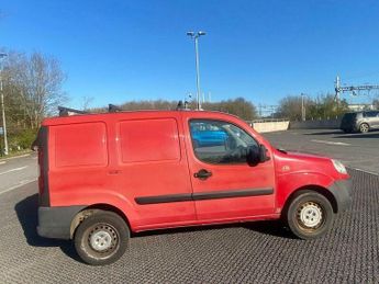 Fiat Doblo 1.3 JTD MultiJet 16v L1 H1 4dr