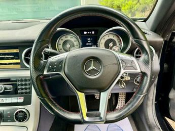 Mercedes-Benz CLS 1.8 SLK 200 AMG Sport Edition 125 BlueEfficiency Auto 2dr