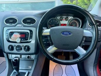 Ford Focus 2.0 Focus Titanium 145 Auto 5dr