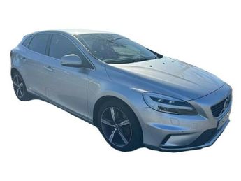 Volvo V40 T2 R-DESIGN EDITION