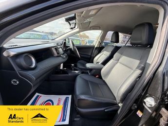 Toyota RAV4 D-4D INVINCIBLE AWD