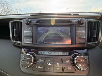 Toyota RAV4 D-4D INVINCIBLE AWD