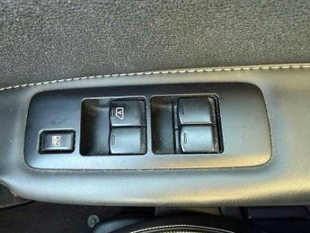 Nissan Qashqai 2.0 360 CVT 2WD Euro 5 5dr