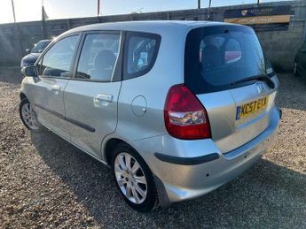 Honda Jazz 1.4 i-DSI SE CVT-7 5dr