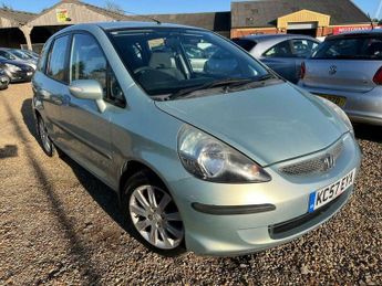 Honda Jazz 1.4 i-DSI SE CVT-7 5dr
