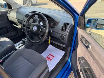 Volkswagen Polo 1.4 SE Hatchback 5dr Petrol Automatic (182 g/km, 75 bhp)