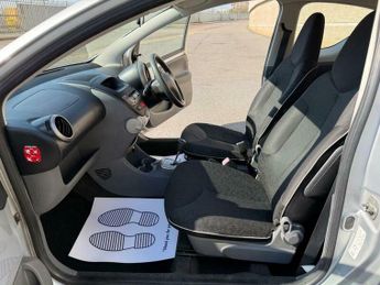Peugeot 107 1.0 12V Urban 2 Tronic Euro 4 3dr