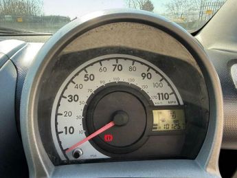 Peugeot 107 1.0 12V Urban 2 Tronic Euro 4 3dr