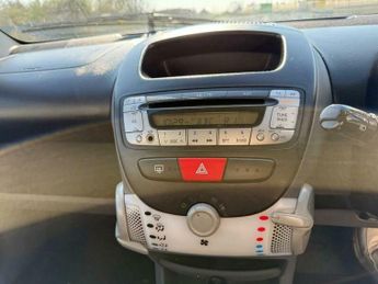 Peugeot 107 1.0 12V Urban 2 Tronic Euro 4 3dr