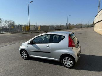Peugeot 107 1.0 12V Urban 2 Tronic Euro 4 3dr