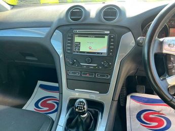 Ford Mondeo 1.6 TDCi ECOnetic Zetec Business Edition Euro 5 (s/s) 5dr