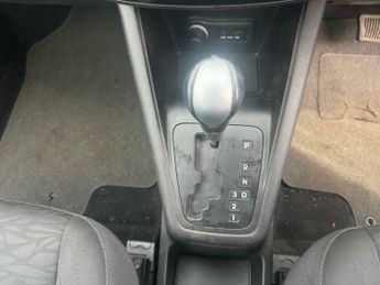 Hyundai IX20 1.6 Active Auto Euro 5 5dr