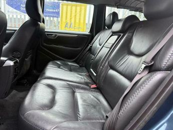 Volvo XC70 2.4 D5 SE 5dr