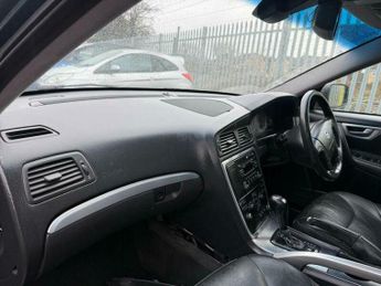 Volvo XC70 2.4 D5 SE 5dr