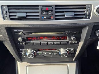 BMW 3 SERIES 318i SE