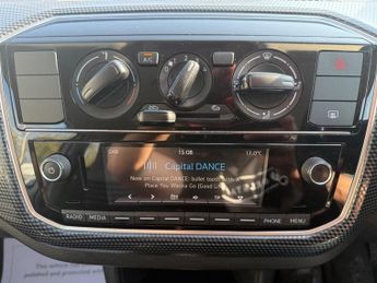 Volkswagen Up MOVE UP