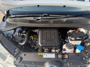 Volkswagen Up MOVE UP