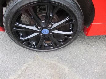Ford Fiesta ZETEC S RED EDITION