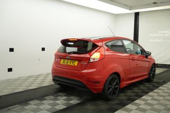 Ford Fiesta ZETEC S RED EDITION
