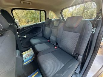 Ford C-Max GRAND TITANIUM TDCI