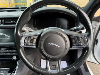Jaguar XF D R-SPORT
