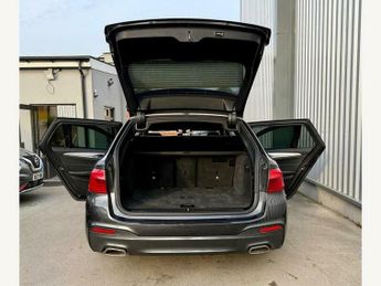 BMW 5 SERIES 520i M SPORT TOURING