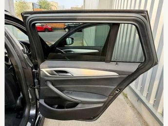 BMW 5 SERIES 520i M SPORT TOURING