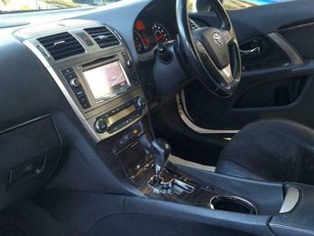 Toyota Avensis 2.2 D-CAT Icon Plus Auto Euro 5 4dr