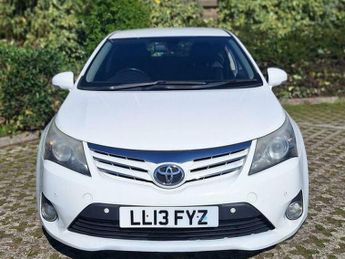 Toyota Avensis 2.2 D-CAT Icon Plus Auto Euro 5 4dr