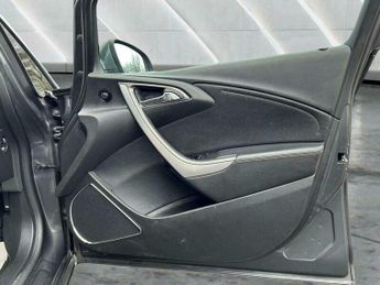 Vauxhall Astra 2.0 CDTi SE Auto Euro 5 5dr