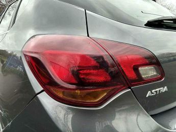 Vauxhall Astra 2.0 CDTi SE Auto Euro 5 5dr