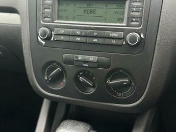 Volkswagen Golf 1.6 FSI SE 5dr