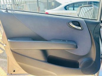 Honda Jazz 1.4 i-DSI SE CVT-7 5dr