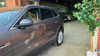 Jaguar F-Pace 2.0 D180 Portfolio SUV 5dr Diesel Auto AWD Euro 6 (s/s) (180 ps)