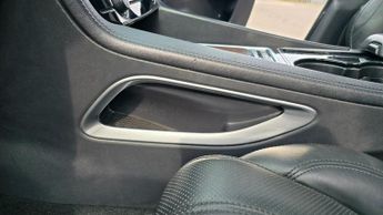 Jaguar F-Pace 2.0 D180 Portfolio SUV 5dr Diesel Auto AWD Euro 6 (s/s) (180 ps)