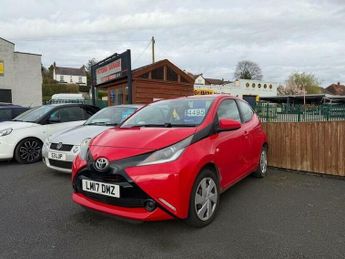Toyota AYGO 1.0 VVT-i x-play Euro 6 5dr