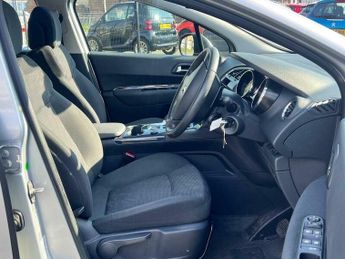 Peugeot 3008 1.6 e-HDi Active EGC Euro 5 (s/s) 5dr