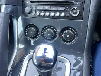 Peugeot 3008 1.6 e-HDi Active EGC Euro 5 (s/s) 5dr