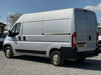 Peugeot Boxer 2.0 BlueHDi 335 Professional L2 H2 Euro 6 5dr