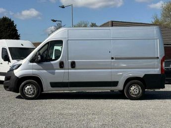 Peugeot Boxer 2.0 BlueHDi 335 Professional L2 H2 Euro 6 5dr