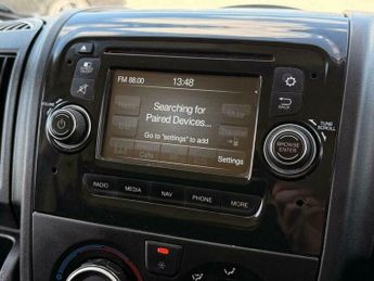 Peugeot Boxer 2.0 BlueHDi 335 Professional L2 H2 Euro 6 5dr