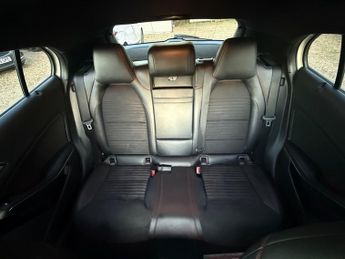 Mercedes GLA Class GLA220 CDI 4MATIC AMG LINE PREMIUM