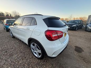 Mercedes GLA Class GLA220 CDI 4MATIC AMG LINE PREMIUM