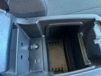 Ford Focus 1.0T EcoBoost Titanium Navigator Euro 5 (s/s) 5dr