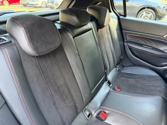 Peugeot 308 BLUE HDI S/S GT LINE