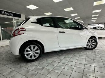 Peugeot 208 1.0 VTi Access Euro 5 3dr