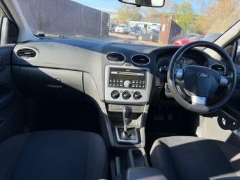 Ford Focus 1.6 Zetec Climate 5dr