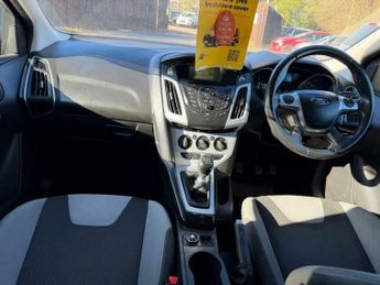Ford Focus 1.6 TDCi Zetec Euro 5 (s/s) 5dr