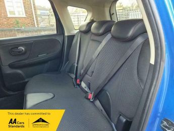 Nissan Note 1.6 16V Tekna Hatchback 5dr Petrol Auto Euro 4 (110 ps)