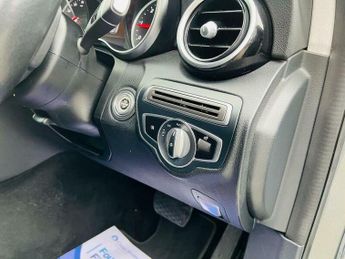 Mercedes-Benz C Class 2.0 C220d Sport (Premium) G-Tronic+ Euro 6 (s/s) 5dr